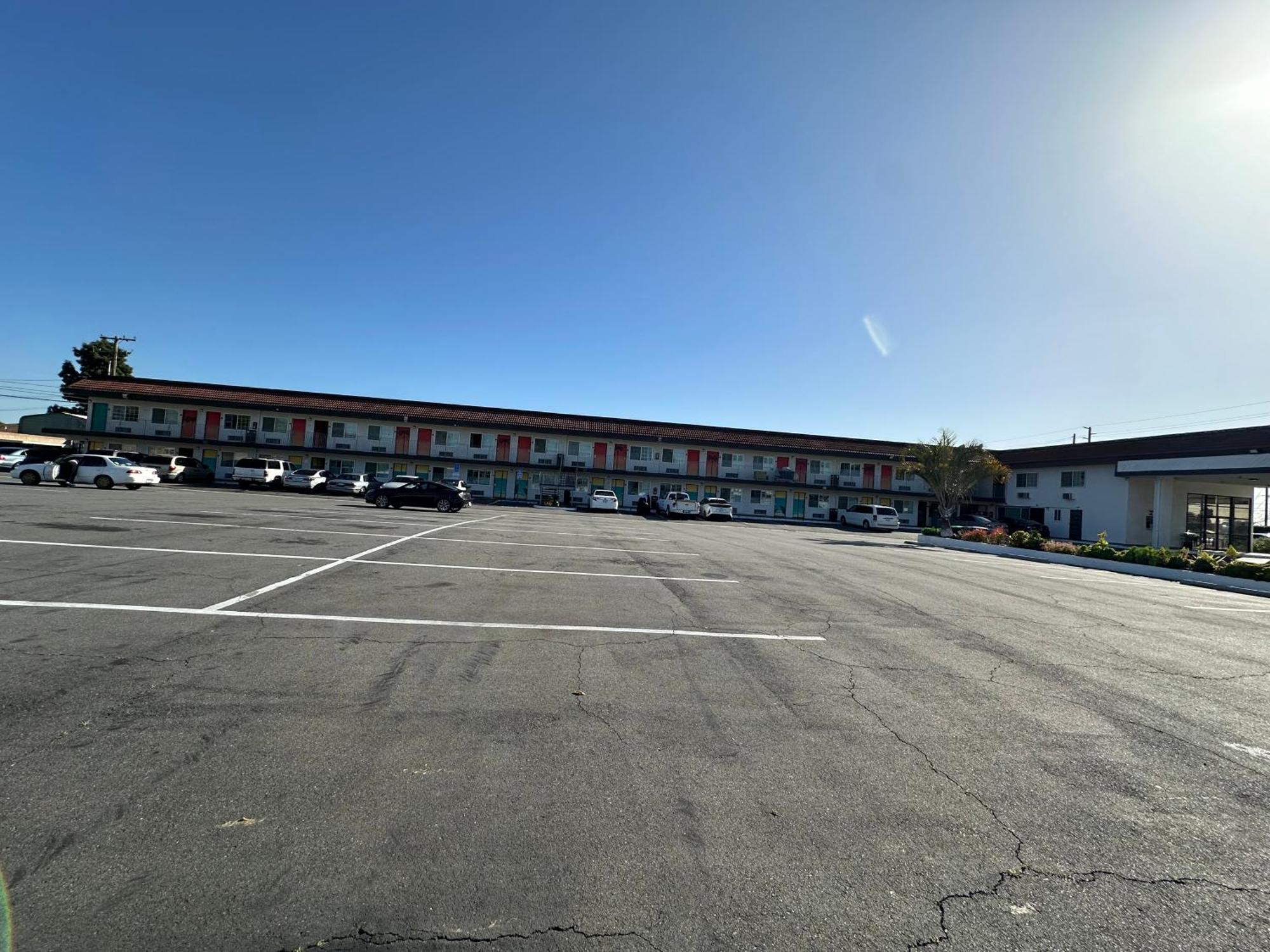 The Dixie Orange County Hotel
